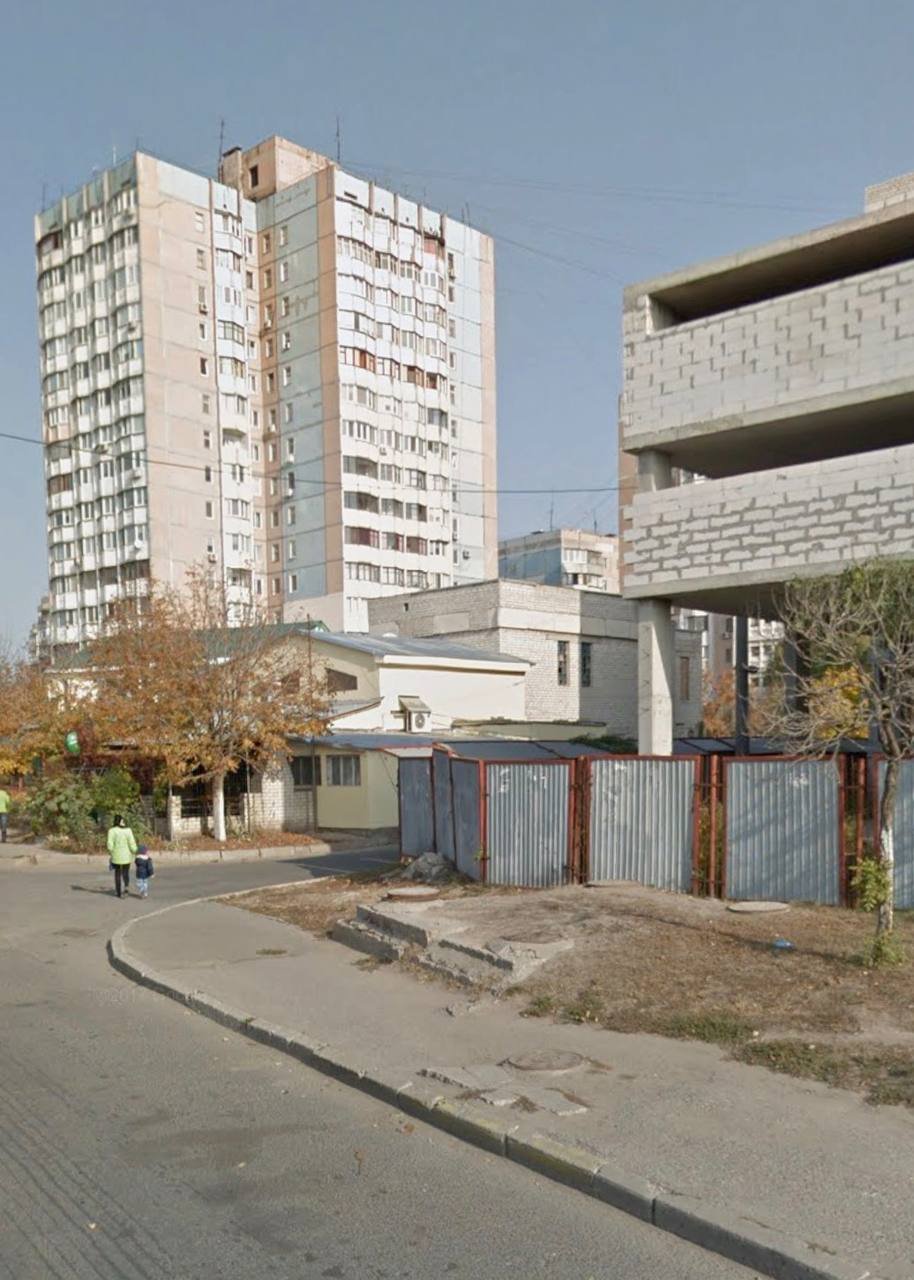 Комерційна нерухомість на вул. Ильфа и Петрова, 15 м², 5 200$ — FAKTOR