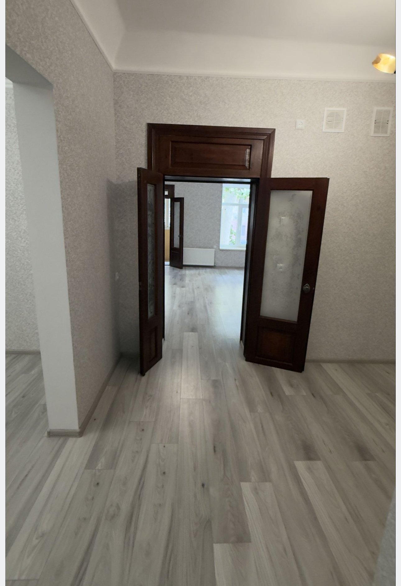 Квартира на вул. Богдана Хмельницкого, 68 м², 59 000$ — FAKTOR