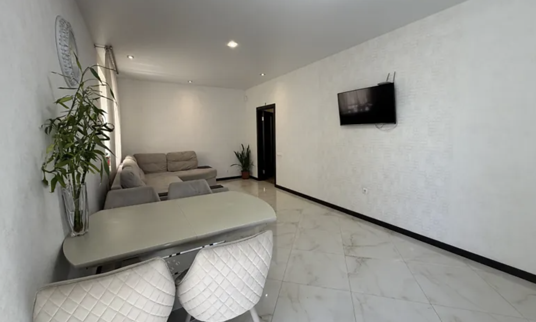 Квартира на вул. Спортивная, 115 м², 165 000$ — FAKTOR