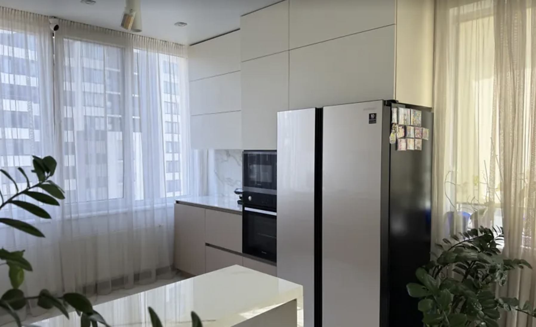 Квартира на вул. Спортивная, 115 м², 165 000$ — FAKTOR
