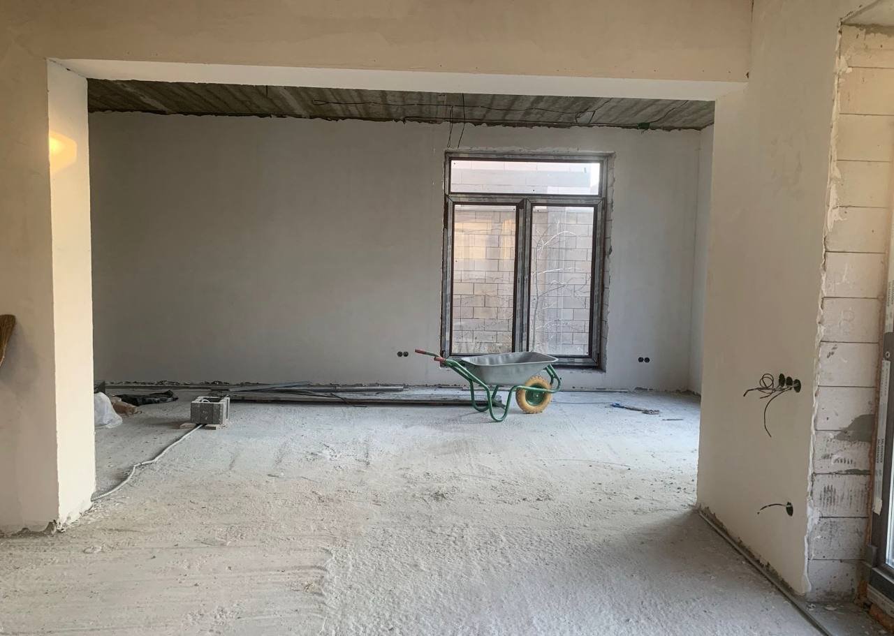 Дом на ул. Центральная (Червоный хутор), 225 м², 200 000$ — FAKTOR