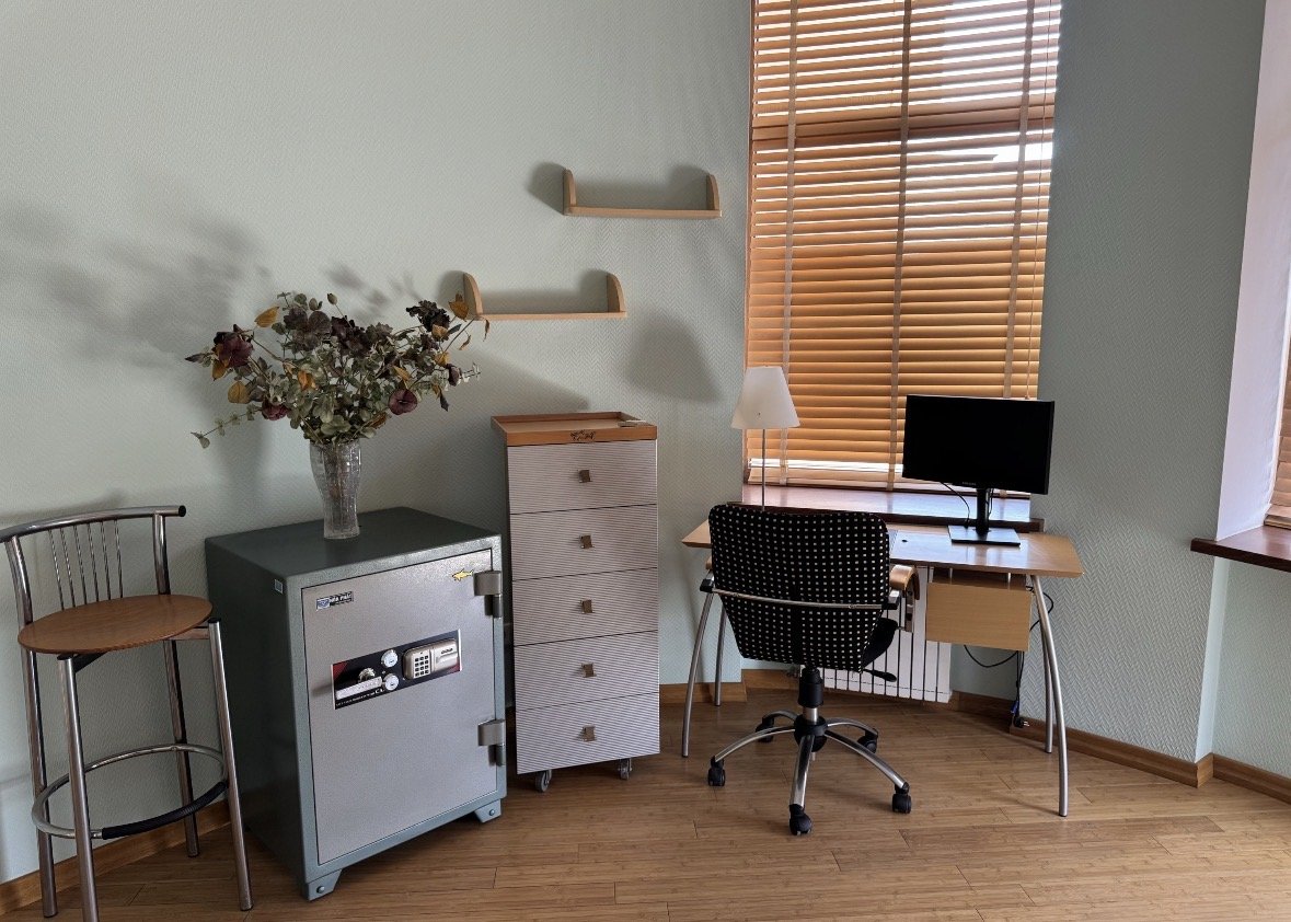 Квартира на ул. Вице-Адмирала Азарова, 146 м², 287 000$ — FAKTOR