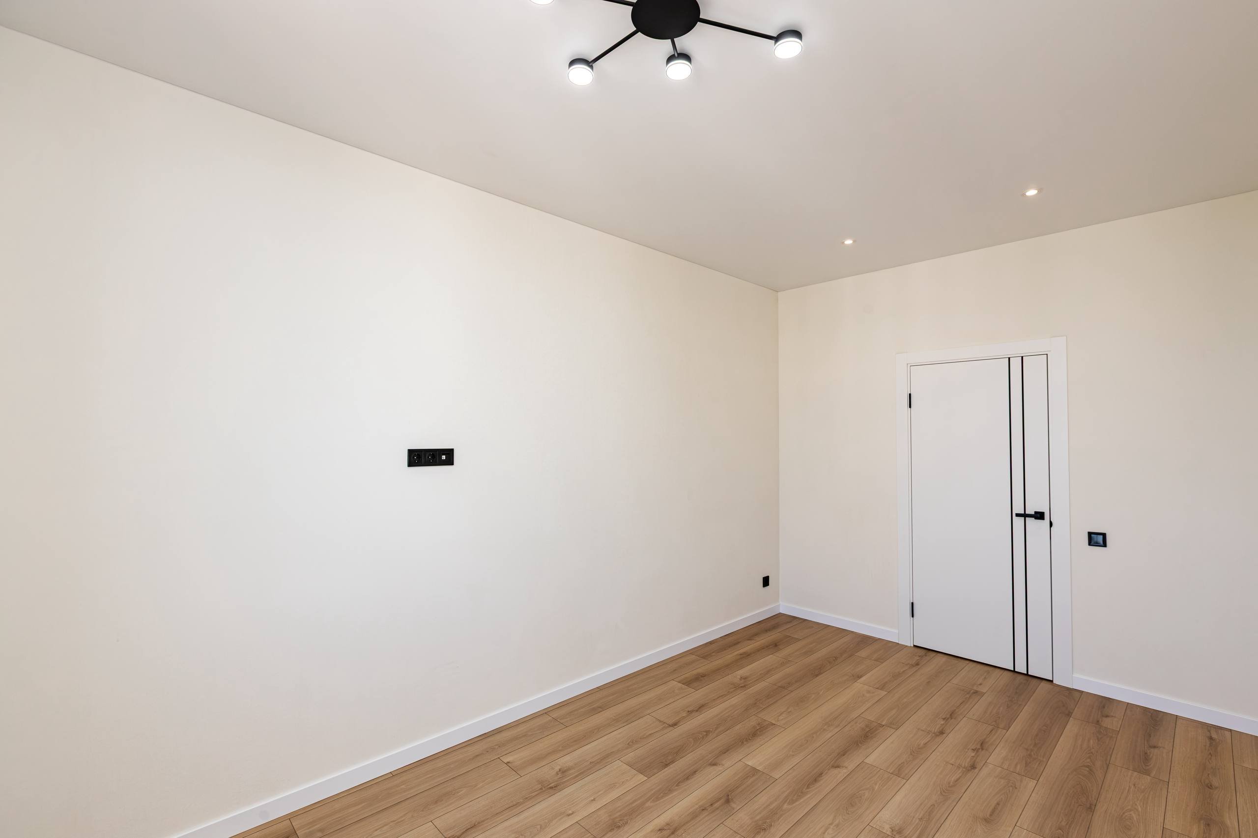 Квартира на вул. Краснова, 42 м², 75 240$ — FAKTOR