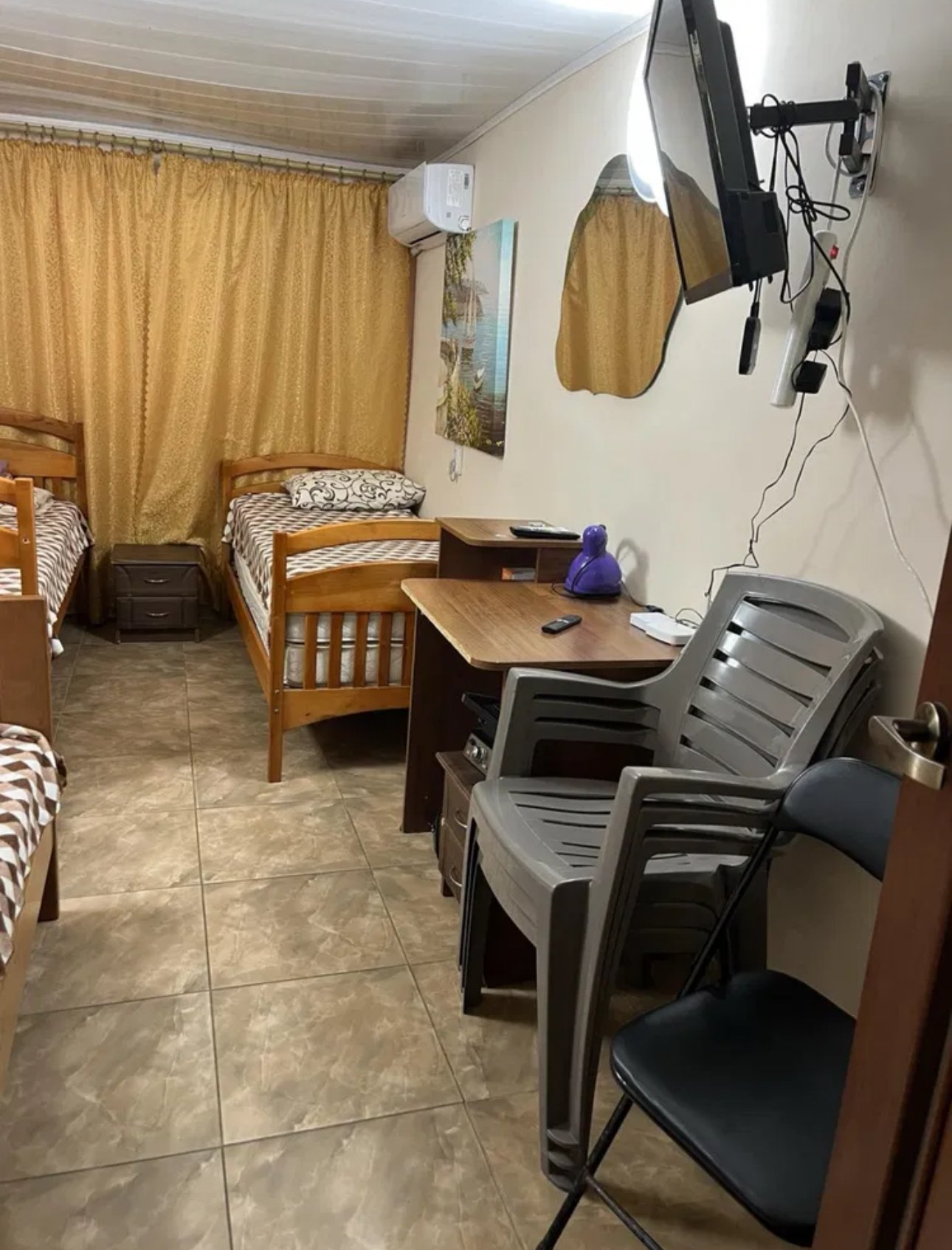 Будинок на вул. Черноморского Казачества, 40 м², 42 000$ — FAKTOR