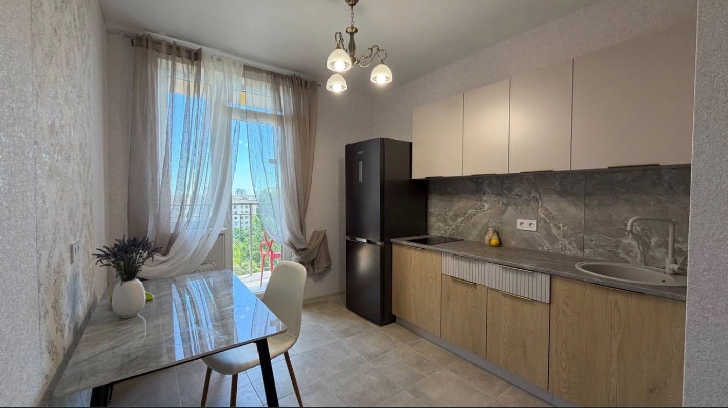 Квартира на ул. Глушко Академика проспект, 35 м², 57 000$ — FAKTOR