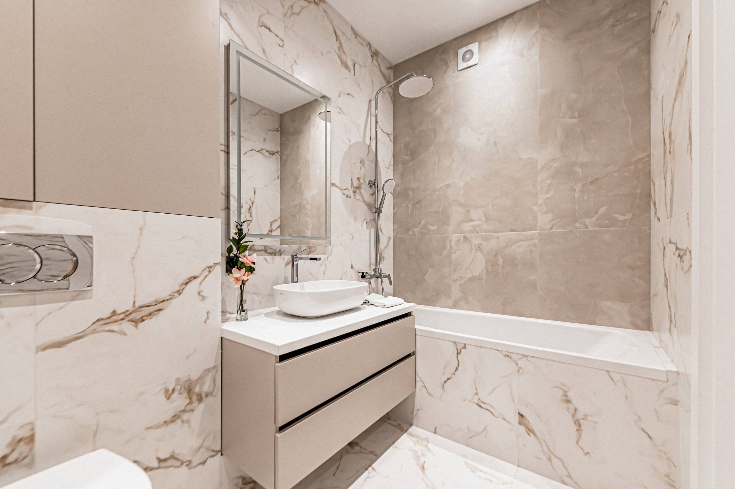 Квартира на вул. Краснова, 65 м², 131 176$ — FAKTOR