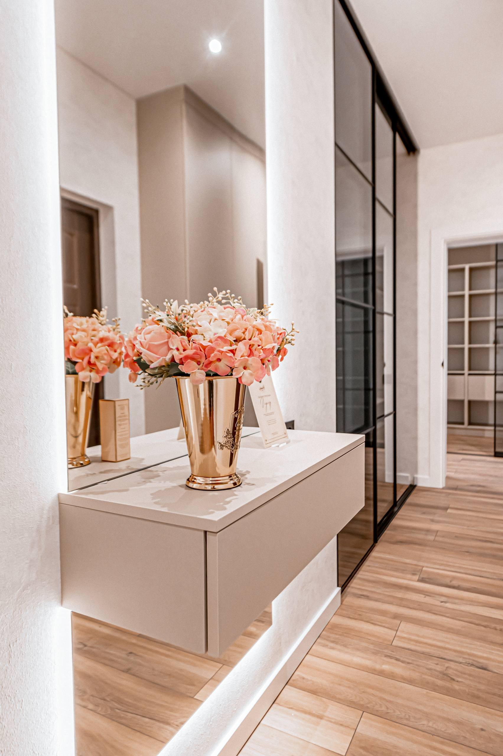 Квартира на вул. Краснова, 65 м², 131 176$ — FAKTOR