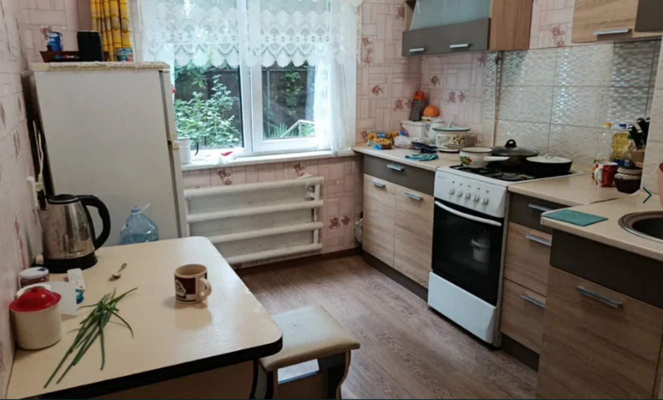 Квартира на вул. Глушко Академика проспект, 46 м², 46 000$ — FAKTOR