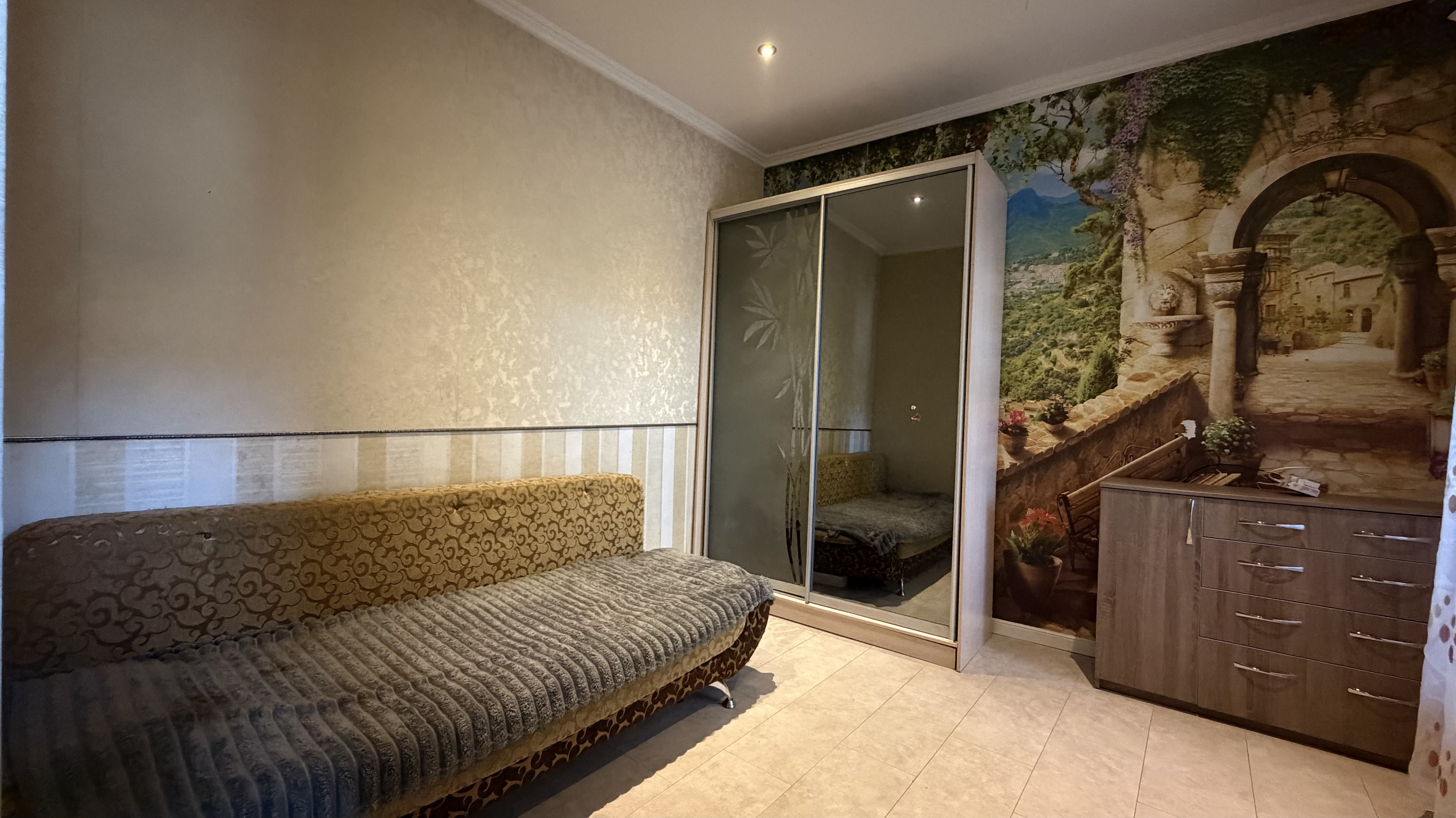 Квартира на вул. Богдана Хмельницкого, 19 м², 22 000$ — FAKTOR