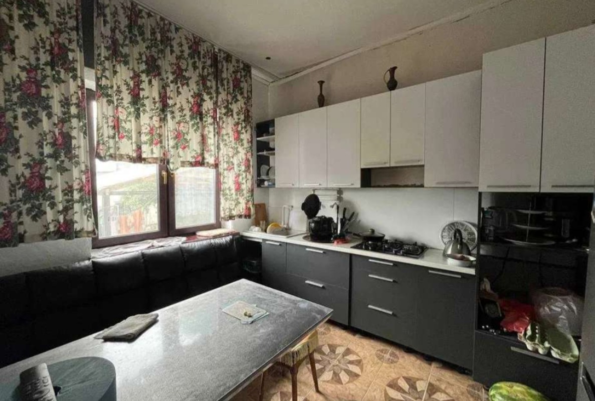 Будинок на вул. Новая, 198 м², 60 000$ — FAKTOR