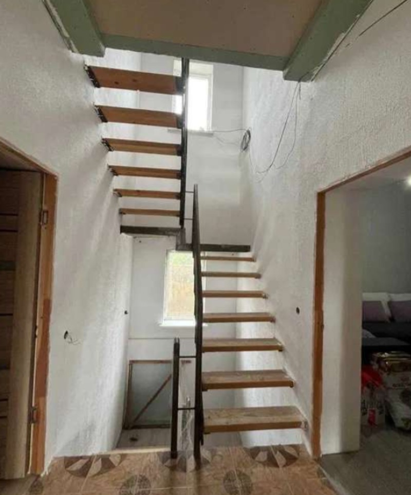 Будинок на вул. Новая, 198 м², 60 000$ — FAKTOR