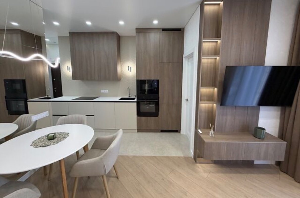 Квартира на вул. Краснова, 53 м², 112 000$ — FAKTOR