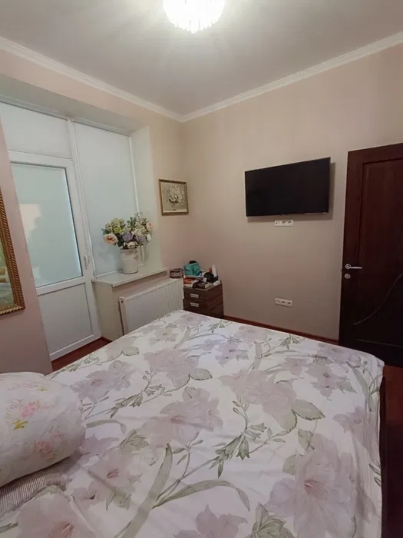 Квартира на вул. Михаила Грушевского, 74 м², 74 000$ — FAKTOR