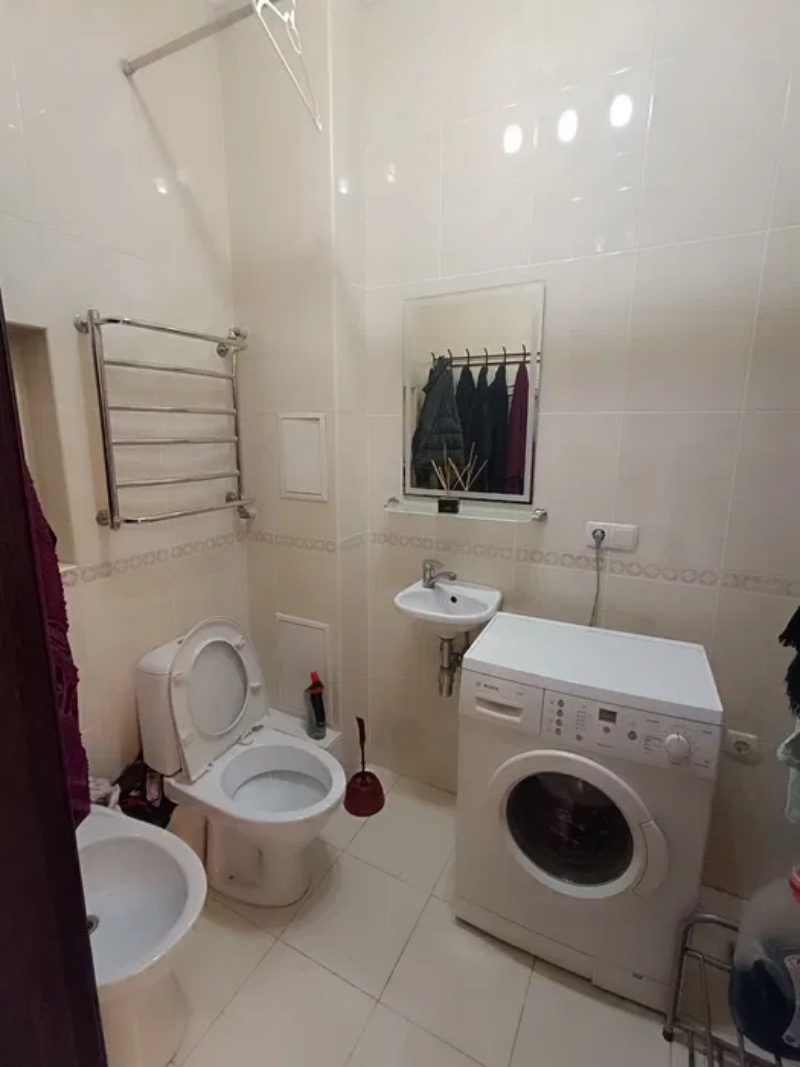 Квартира на вул. Михаила Грушевского, 74 м², 74 000$ — FAKTOR