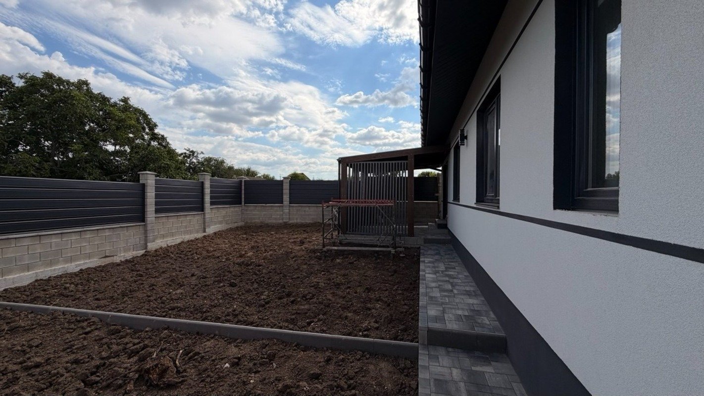 Будинок на вул. Зализняка, 132 м², 120 000$ — FAKTOR