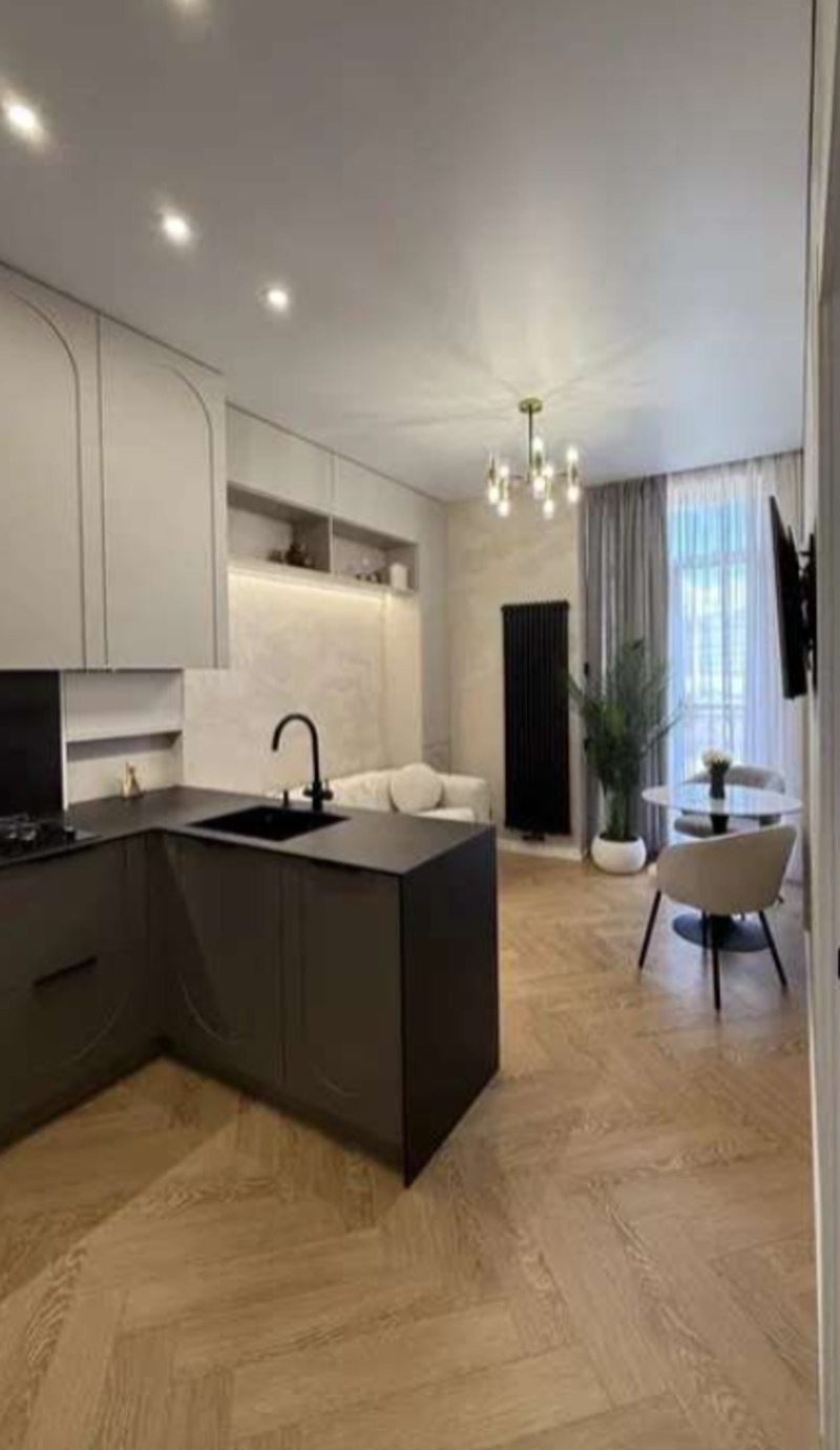 Квартира на вул. Фонтанская дорога (Киевский), 42 м², 149 572$ — FAKTOR