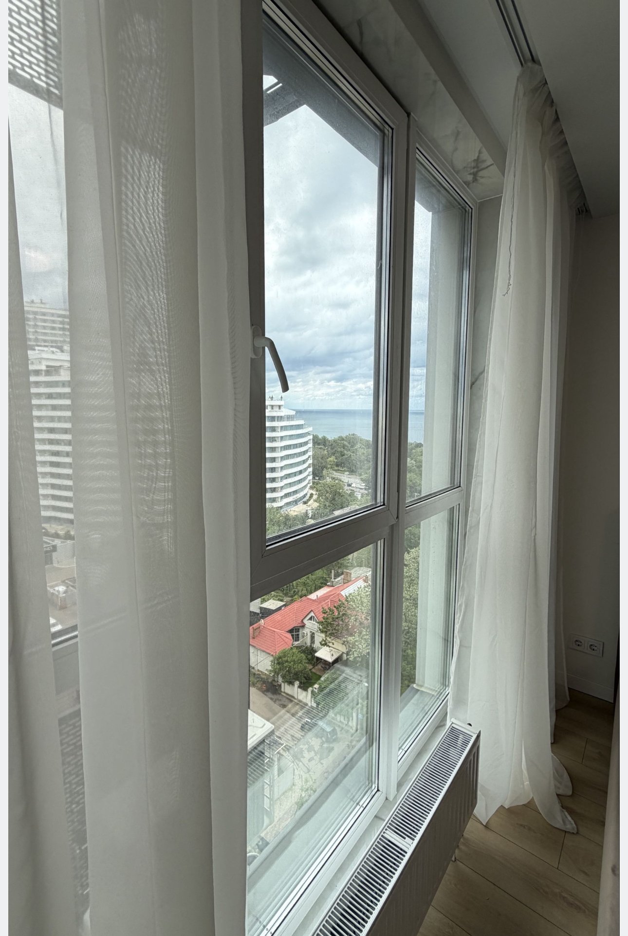 Квартира на вул. Литературная, 26 м², 60 000$ — FAKTOR