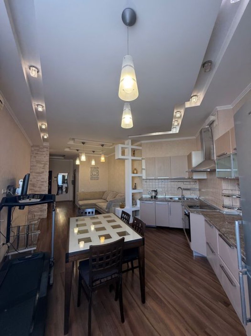 Квартира на вул. Среднефонтанская, 68 м², 62 000$ — FAKTOR