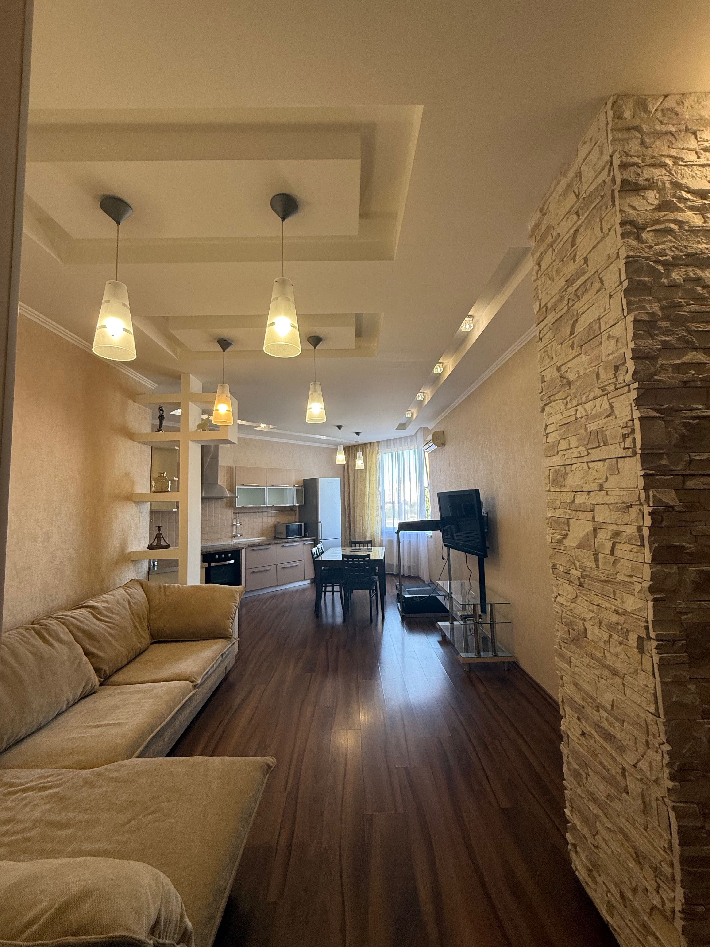 Квартира на вул. Среднефонтанская, 68 м², 62 000$ — FAKTOR