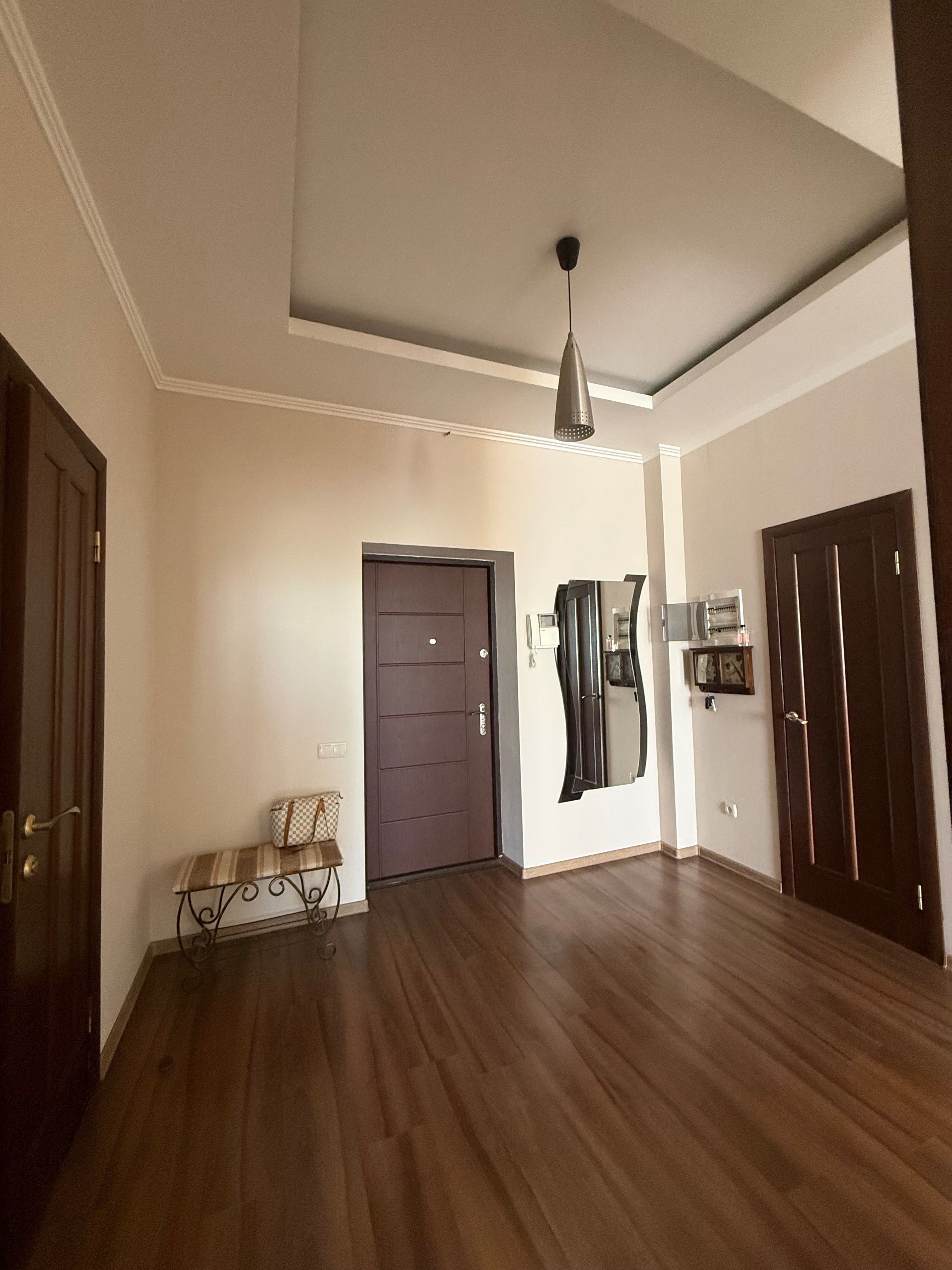 Квартира на вул. Среднефонтанская, 68 м², 62 000$ — FAKTOR