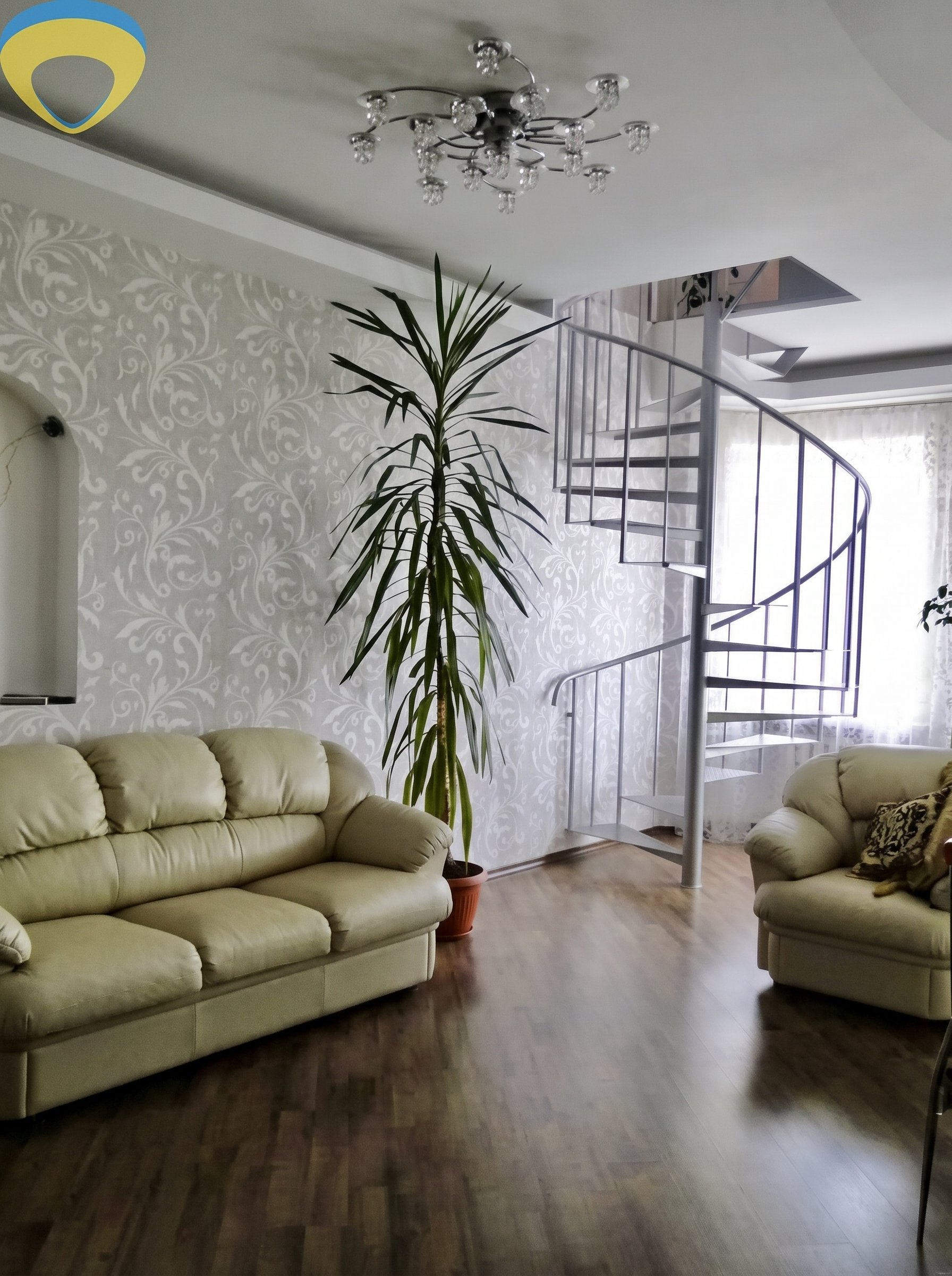 Квартира на вул. Тополевая, 135 м², 80 000$ — FAKTOR