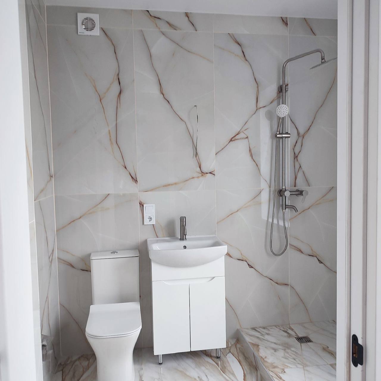 Дом на ул. Солнечная, 90 м², 115 000$ — FAKTOR