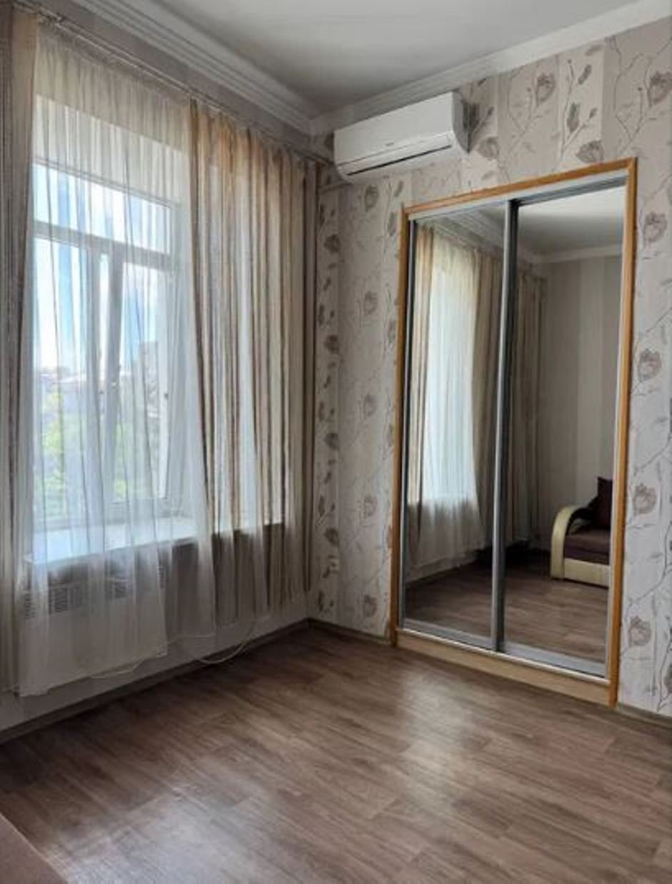 Квартира на вул. Новосельского, 30 м², 15 000$ — FAKTOR
