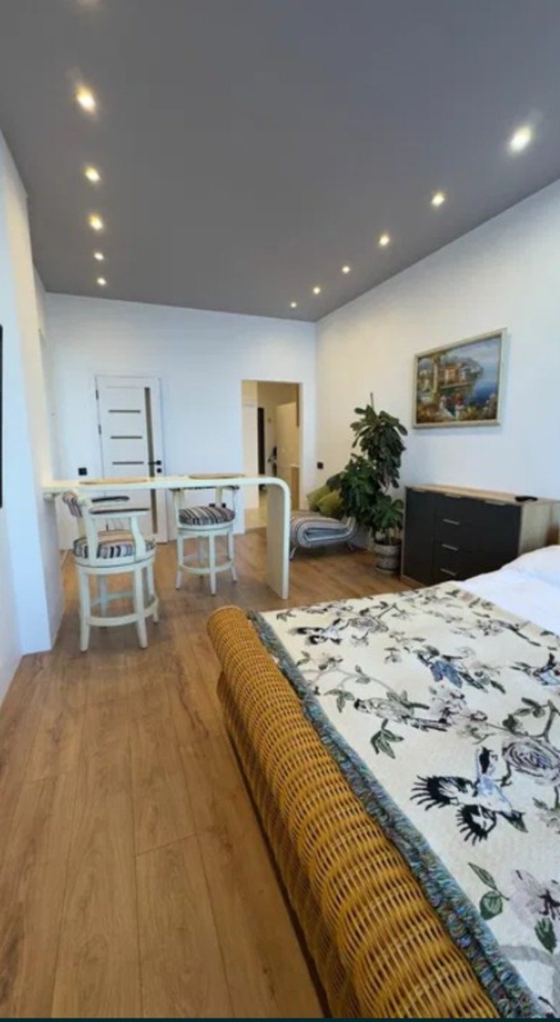 Квартира на ул. Мореходный пер, 34 м², 80 000$ — FAKTOR