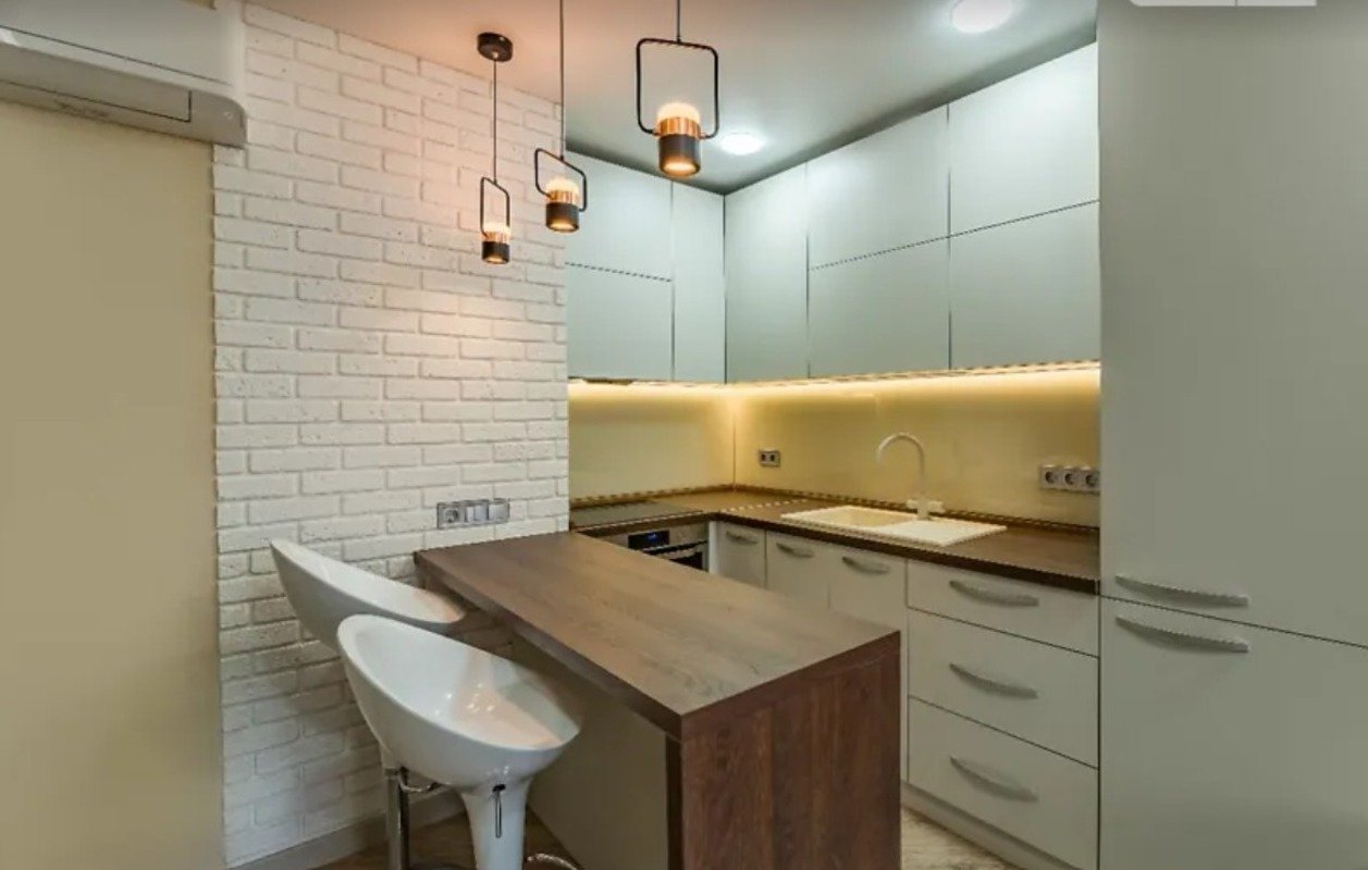 Квартира на ул. Литературная, 47 м², 74 500$ — FAKTOR
