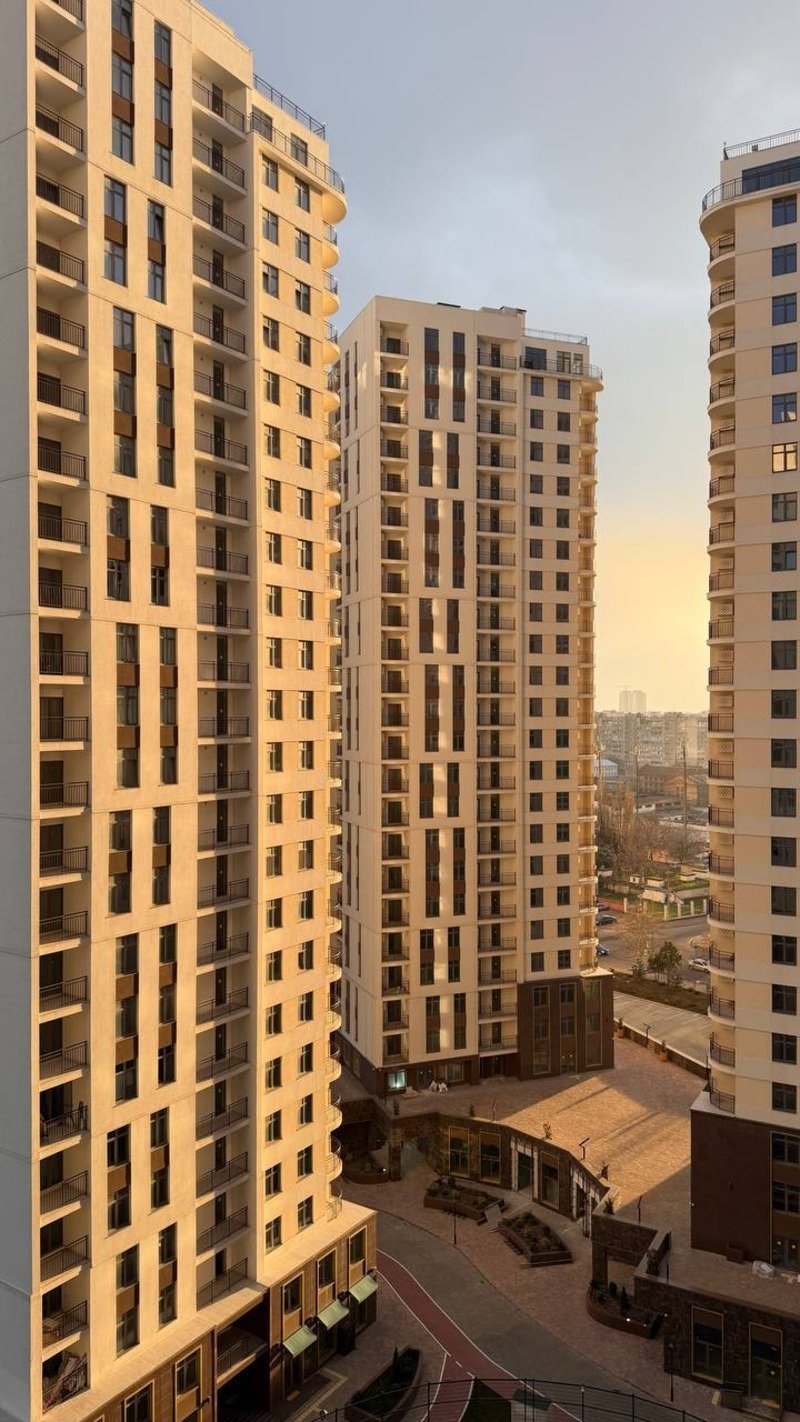 Квартира на вул. Краснова, 67 м², 84 000$ — FAKTOR