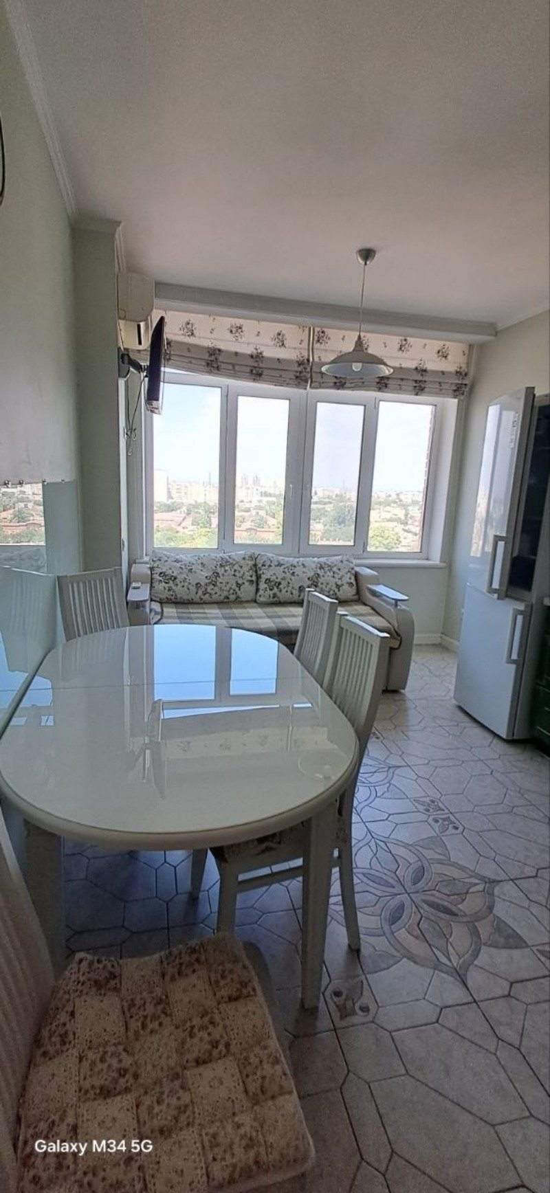 Квартира на ул. Средняя, 74 м², 90 000$ — FAKTOR