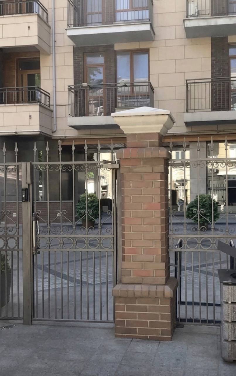 Квартира на ул. Отрадная, 144 м², 300 000$ — FAKTOR
