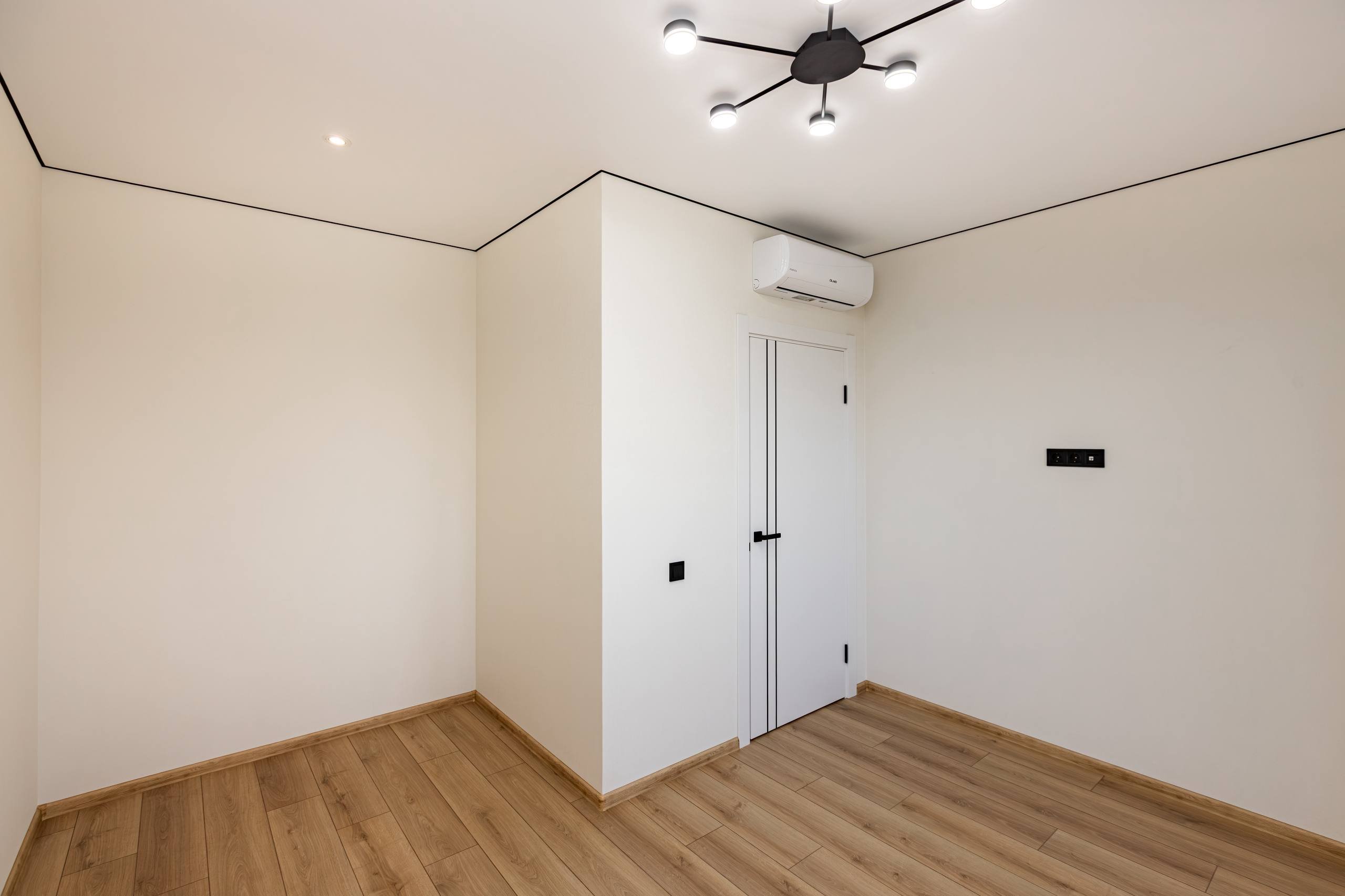 Квартира на ул. Сахарова Академика, 47 м², 64 820$ — FAKTOR