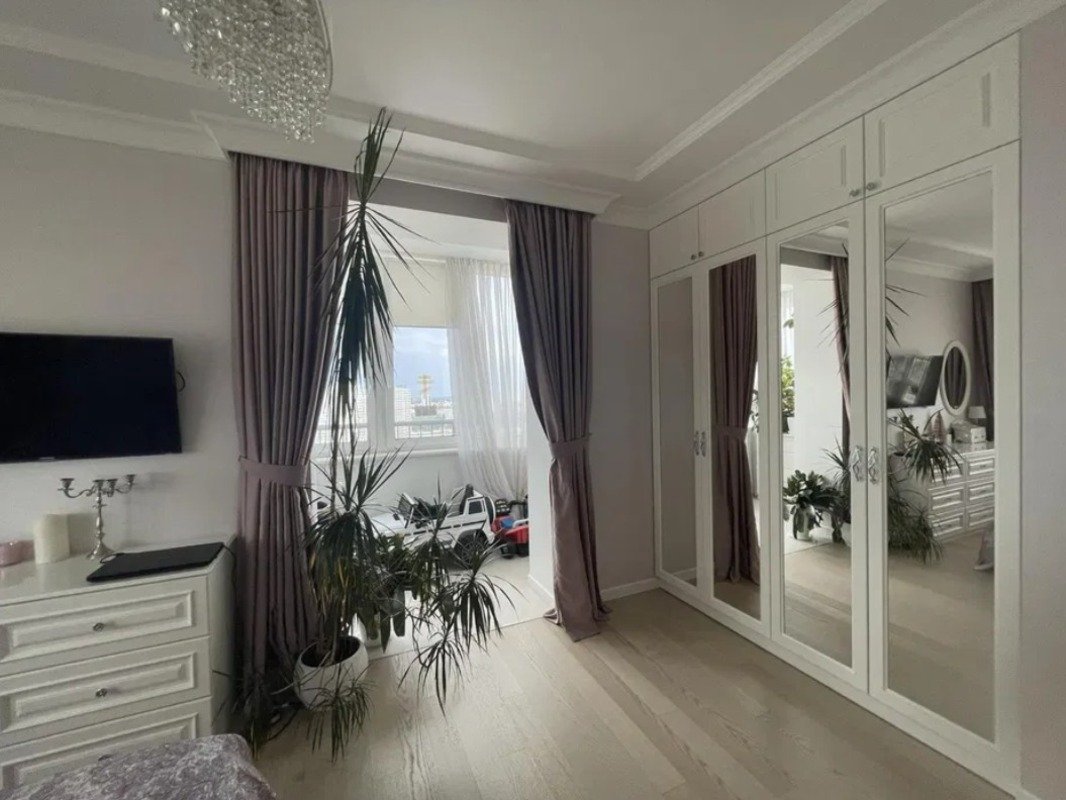 Квартира на вул. Среднефонтанская, 74 м², 132 500$ — FAKTOR