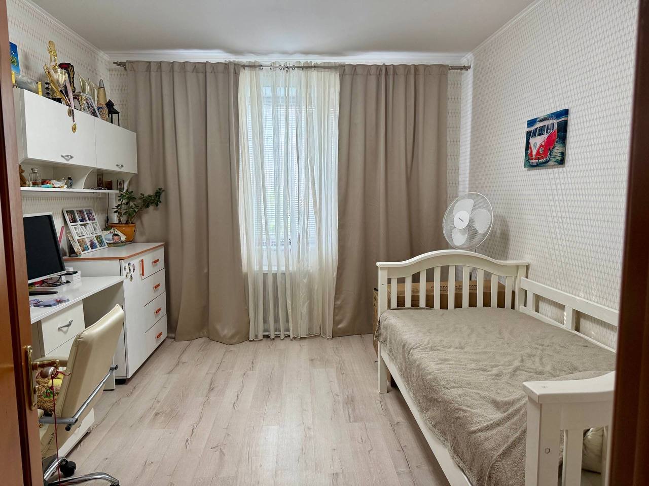 Квартира на ул. Космонавтов, 83 м², 90 000$ — FAKTOR