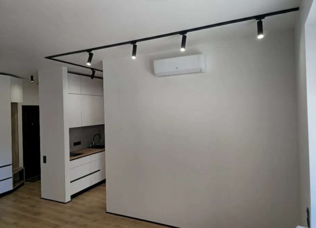 Квартира на вул. Каманина, 38 м², 75 000$ — FAKTOR