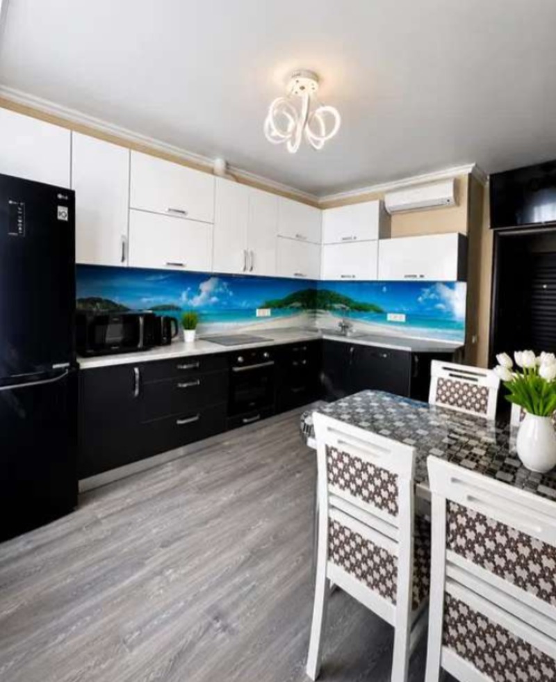 Квартира на вул. Сахарова Академика, 42 м², 50 000$ — FAKTOR