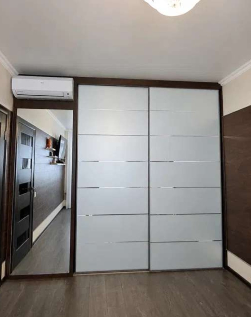 Квартира на вул. Сахарова Академика, 42 м², 50 000$ — FAKTOR