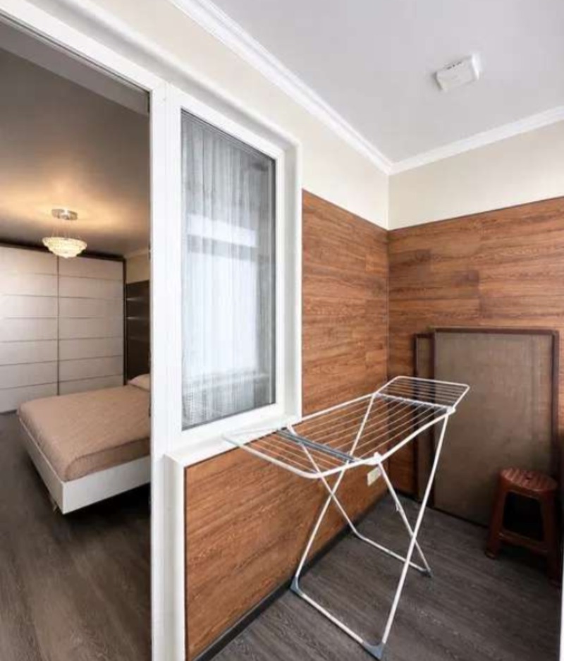 Квартира на вул. Сахарова Академика, 42 м², 50 000$ — FAKTOR