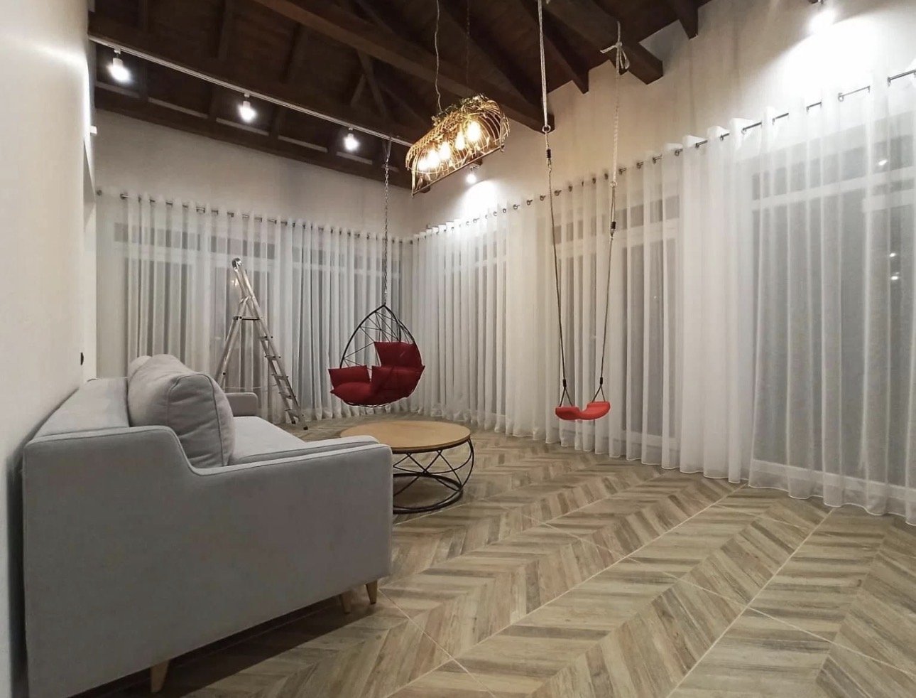 Дом на ул. Западная, 215 м², 350 000$ — FAKTOR