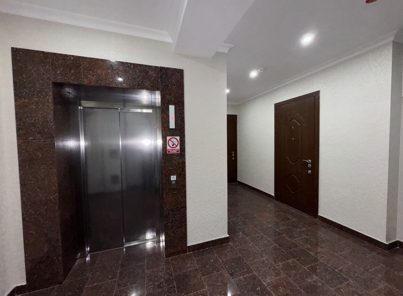 Квартира на ул. Бориса Литвака (Заславского), 75 м², 150 000$ — FAKTOR