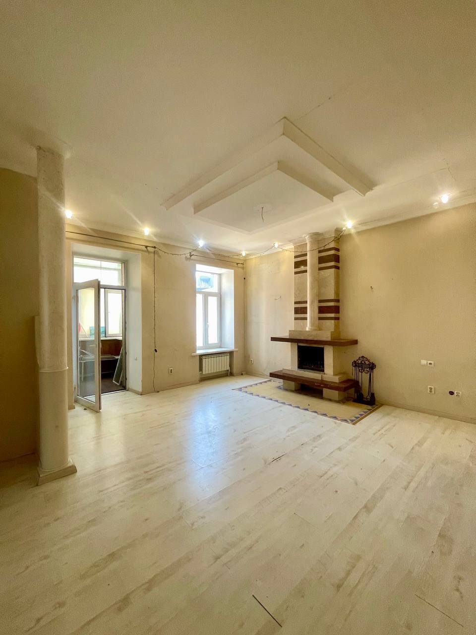 Квартира на ул. Серова, 130 м², 99 000$ — FAKTOR
