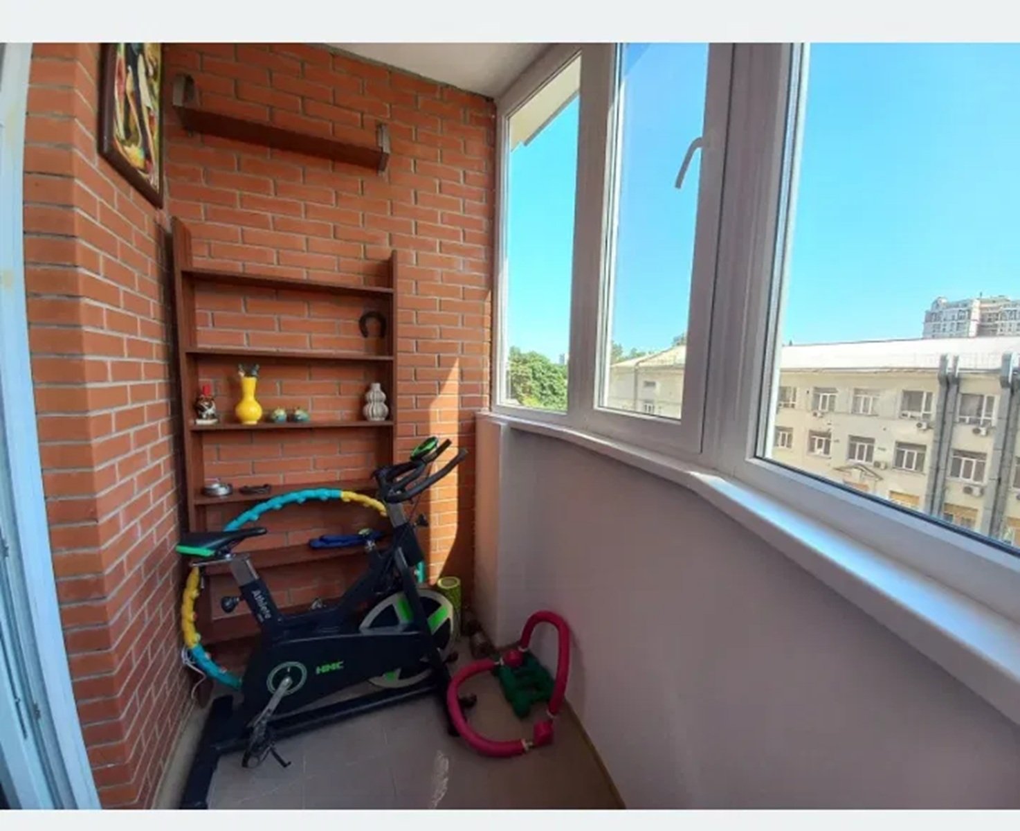 Квартира на ул. Базарная, 85 м², 120 000$ — FAKTOR