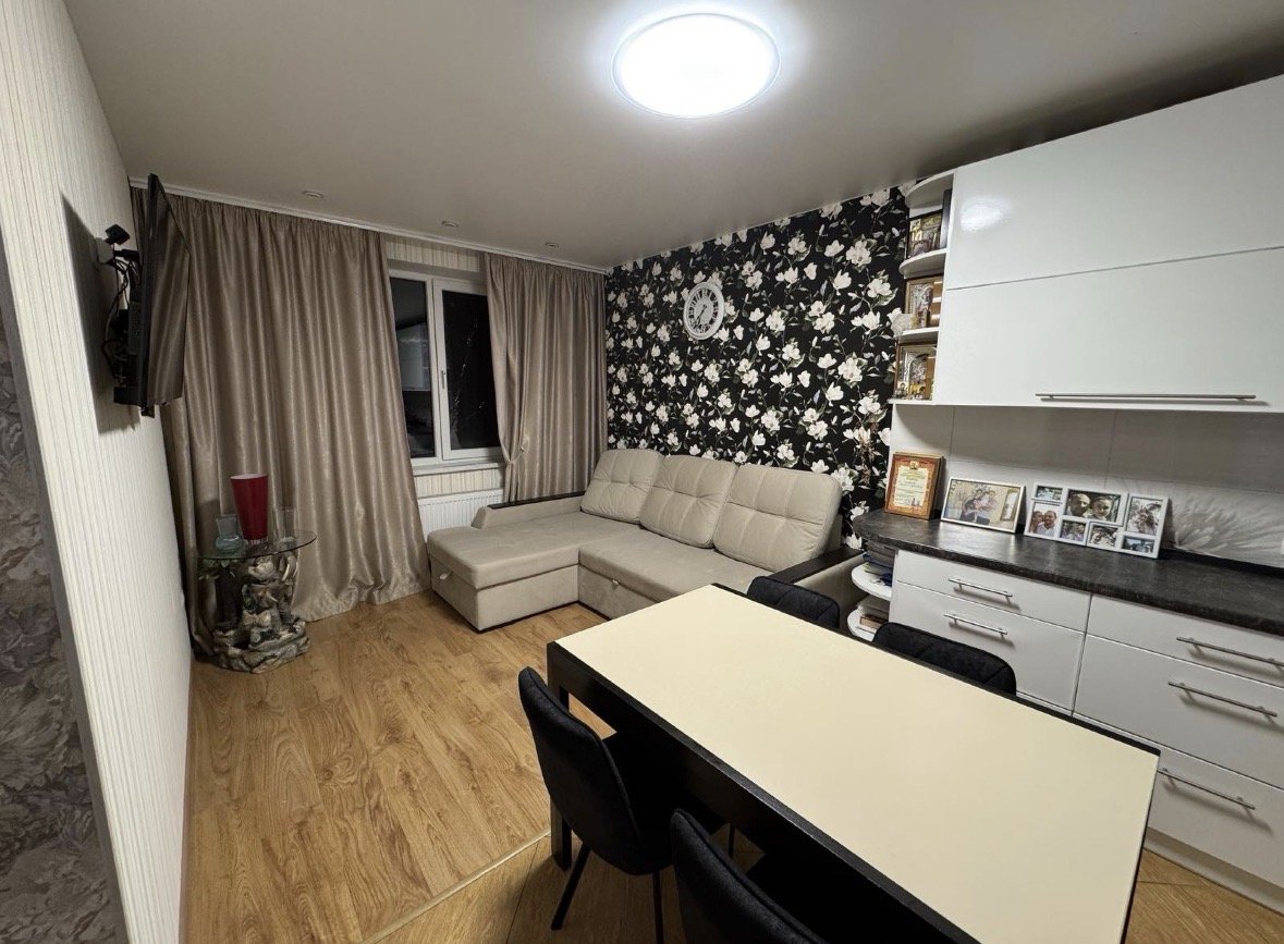 Квартира на ул. Сахарова Академика, 56 м², 65 000$ — FAKTOR