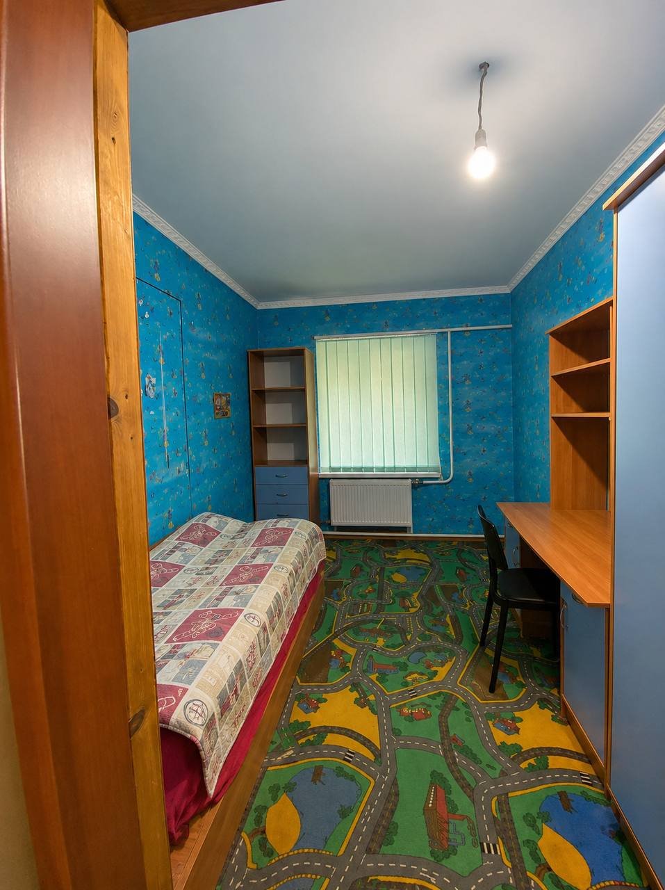 Квартира на вул. Школьная, 97 м², 20 000$ — FAKTOR