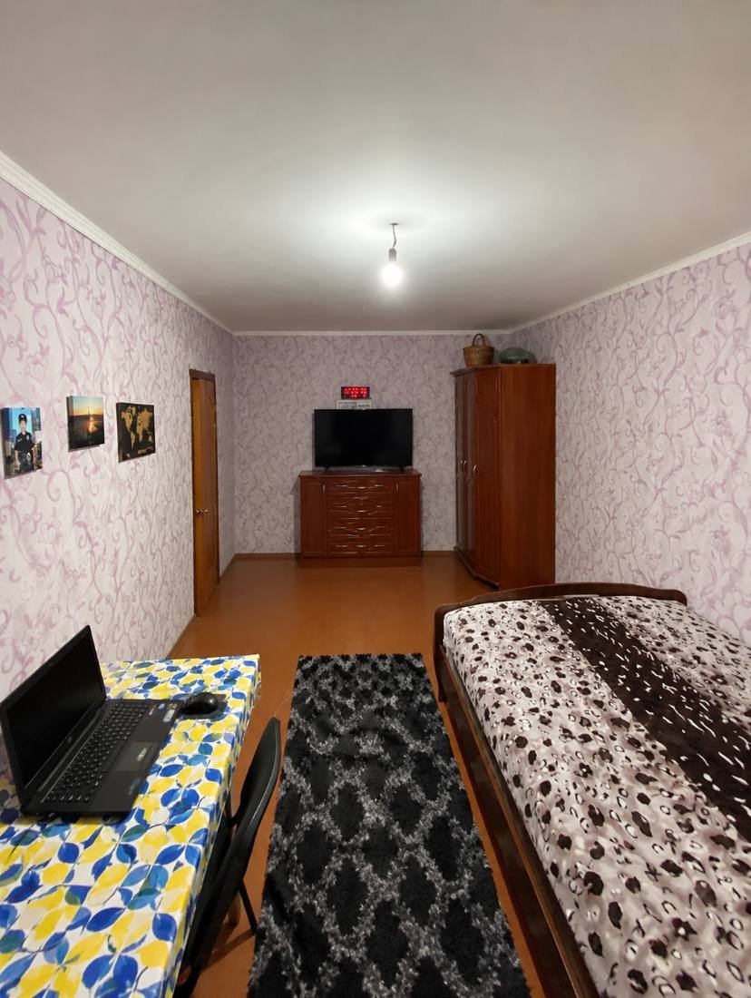Квартира на вул. Школьная, 97 м², 20 000$ — FAKTOR