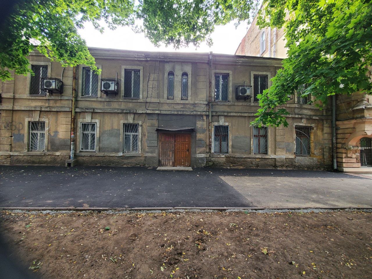 Дом на ул. Успенская, 460 м², 590 000$ — FAKTOR