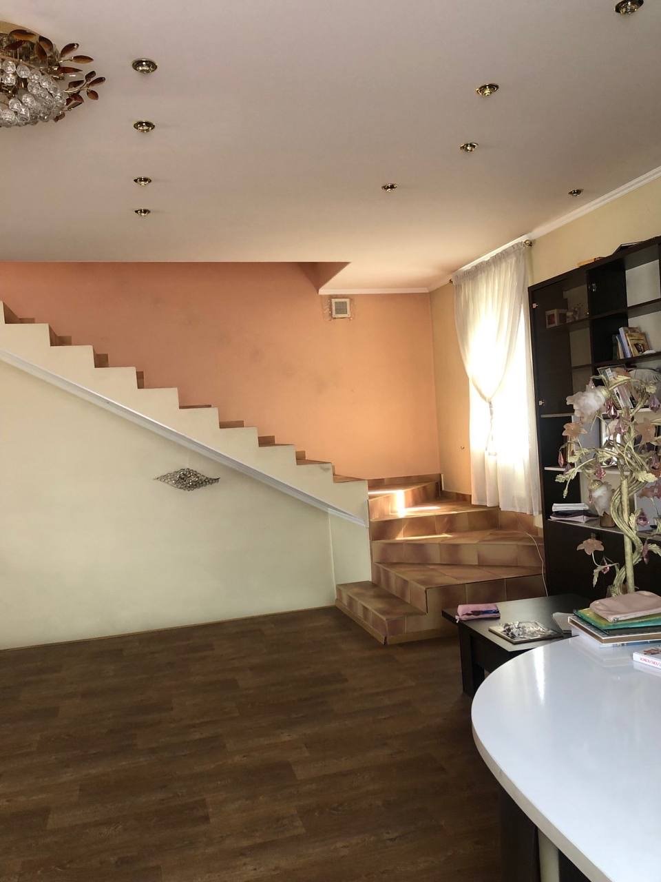Дом на ул. Святослава Рихтера, 256 м², 180 000$ — FAKTOR