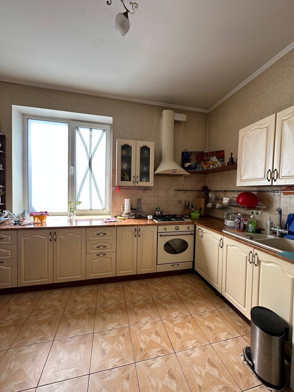 Дом на ул. Святослава Рихтера, 256 м², 180 000$ — FAKTOR