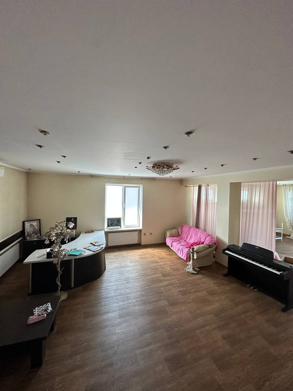 Дом на ул. Святослава Рихтера, 256 м², 180 000$ — FAKTOR